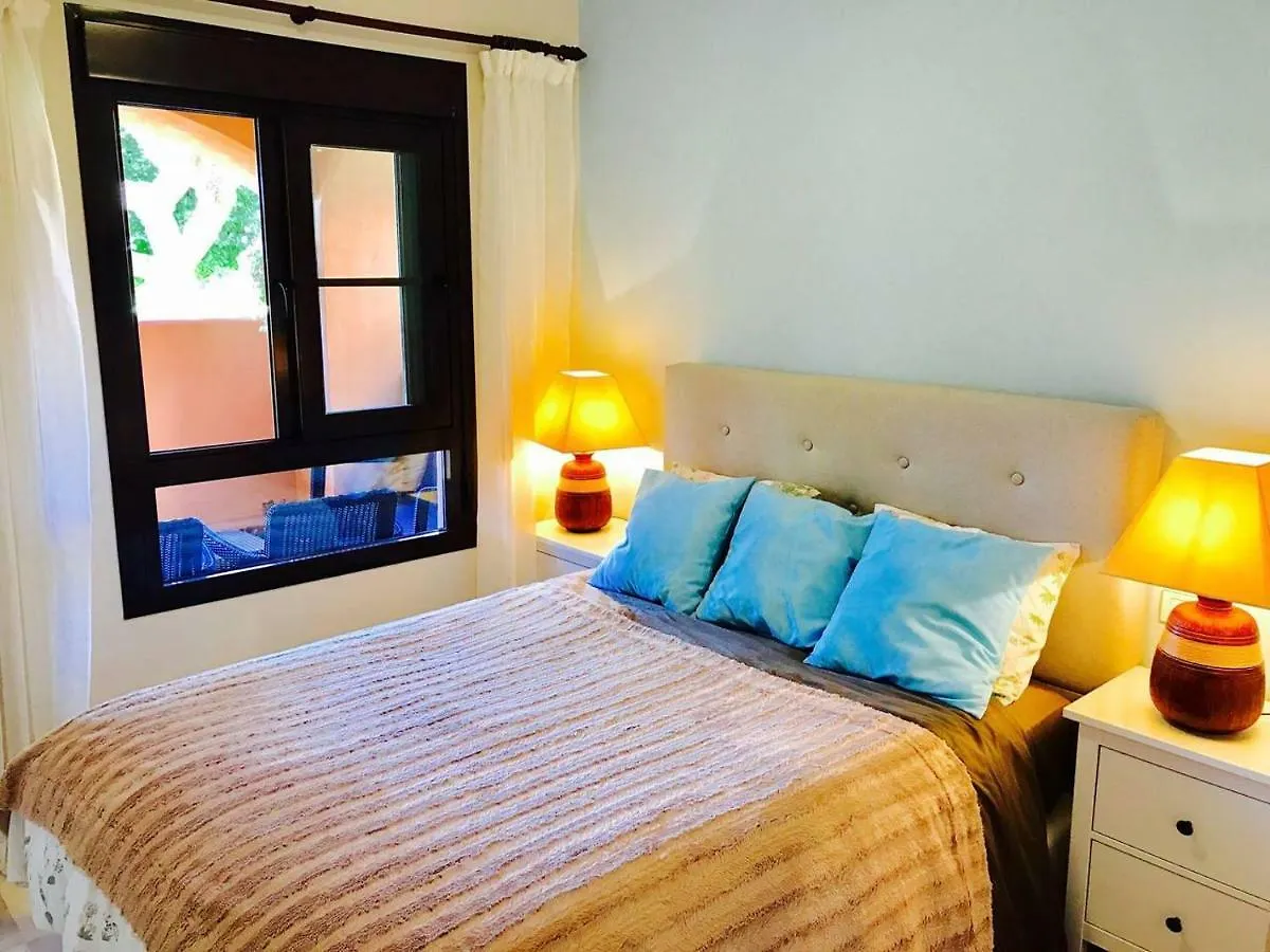 Apartment Hacienda Del Sol Deluxe Beachside Estepona
