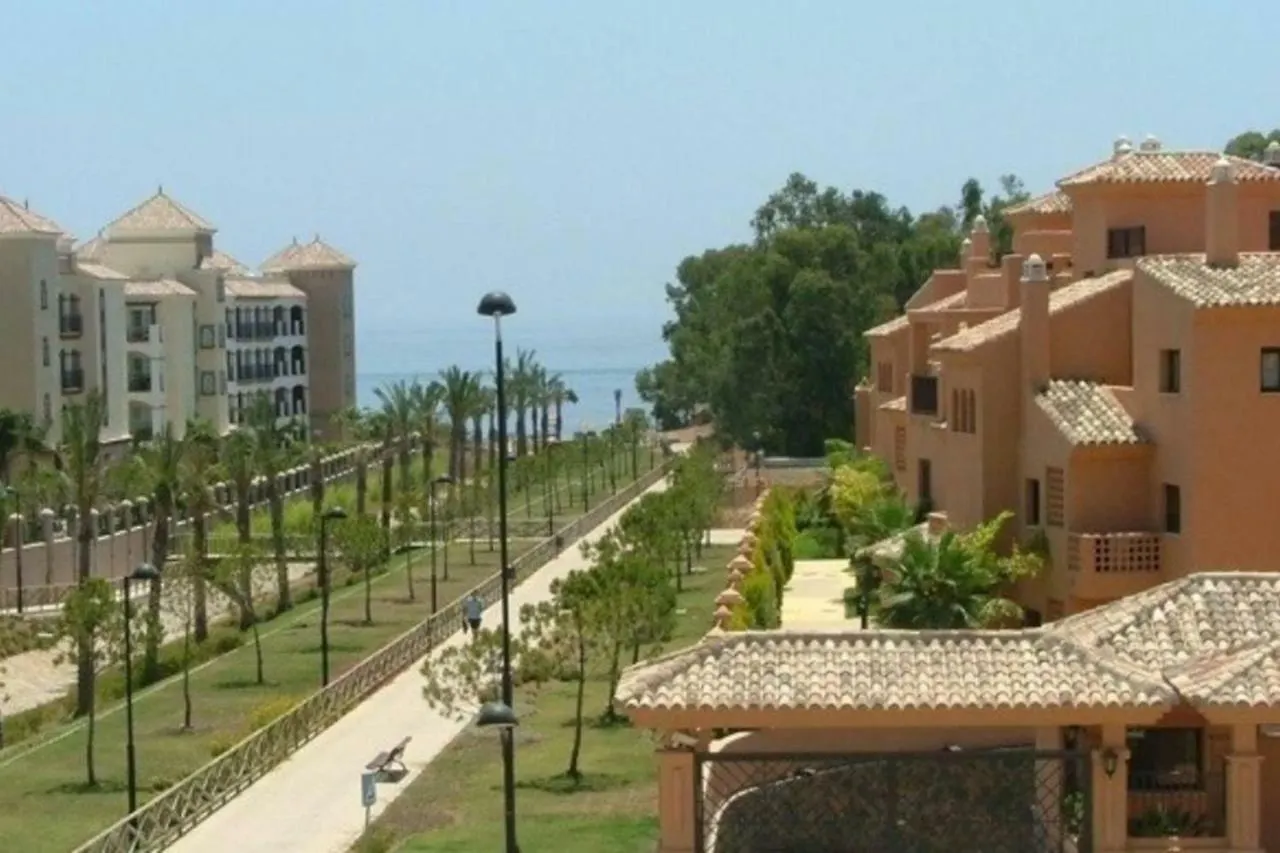 Hacienda Del Sol Deluxe Beachside Estepona 0*,